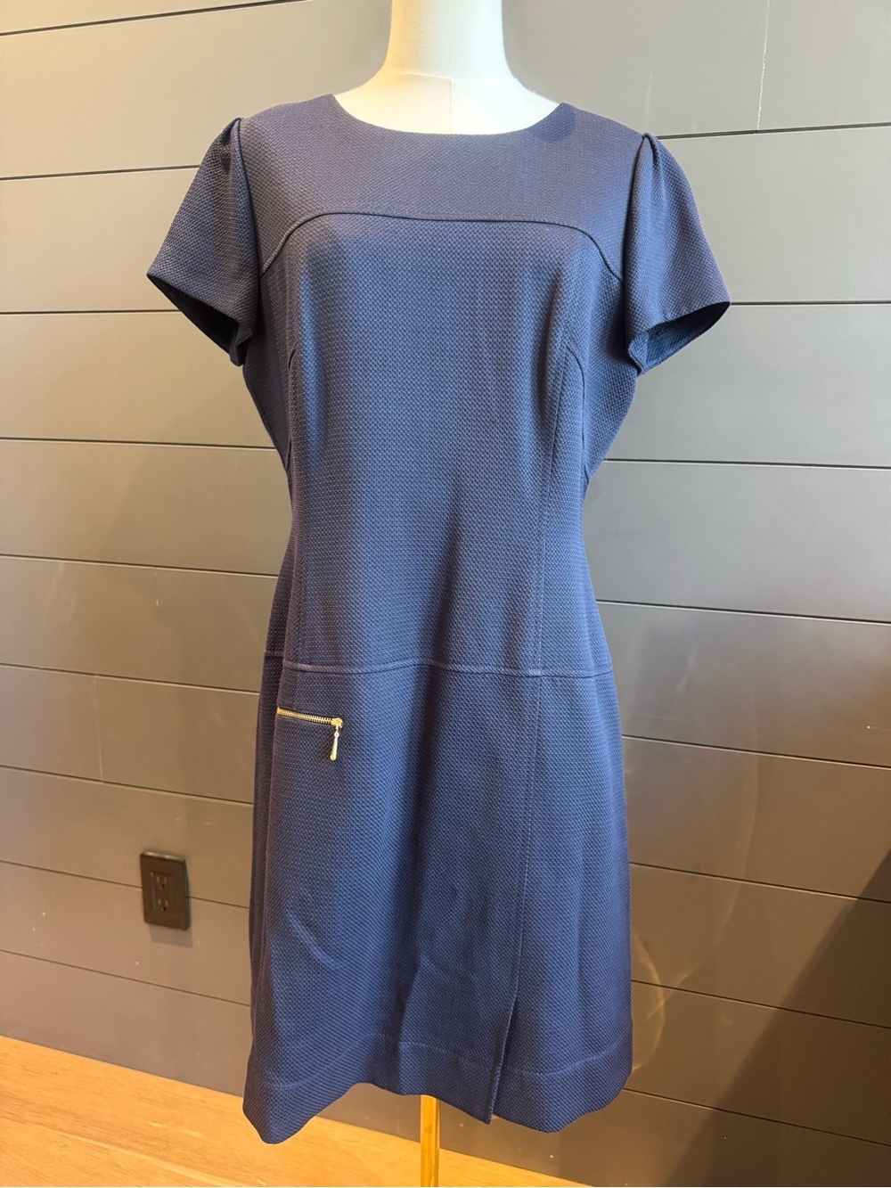 Tahari Arthur S. Levine Navy Midi Dress Gold Zip Accent Classic Preppy Office